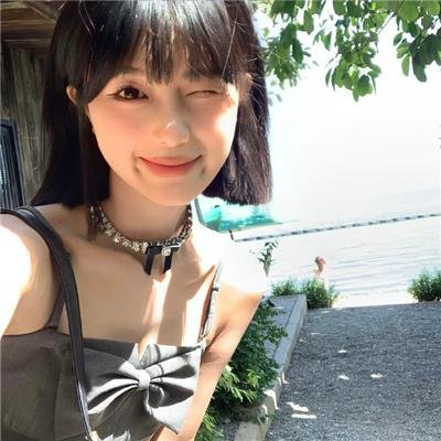 山丘上的情人